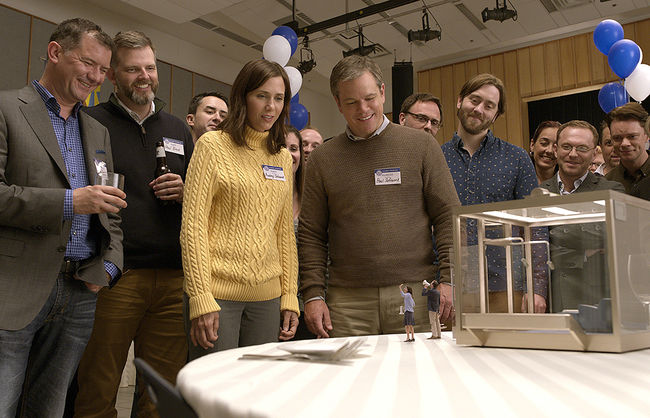 (Main Cast) Kristen Wiig plays Audrey Safranek, Matt Damon plays Paul Safranek, Maribeth Monroe plays Carol Johnson and Jason Sudeikis plays Dave Johnson in Downsizing from Paramount Pictures.