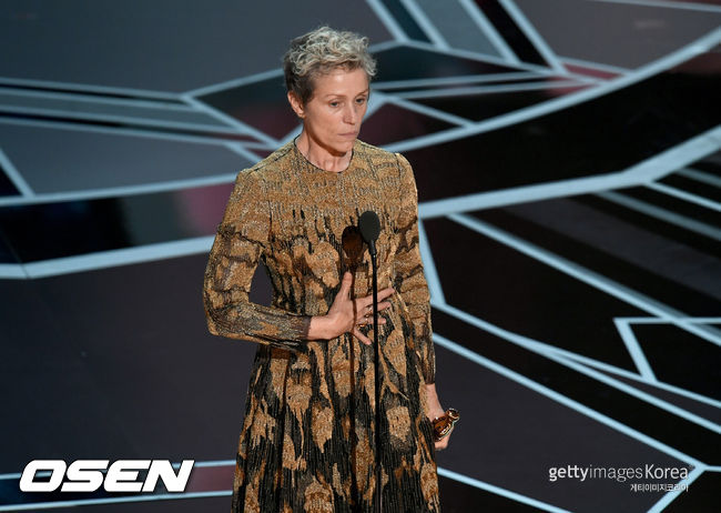 onstage during the 90th Annual Academy Awards at the Dolby Theatre at Hollywood & Highland Center on March 4, 2018 in Hollywood, California.