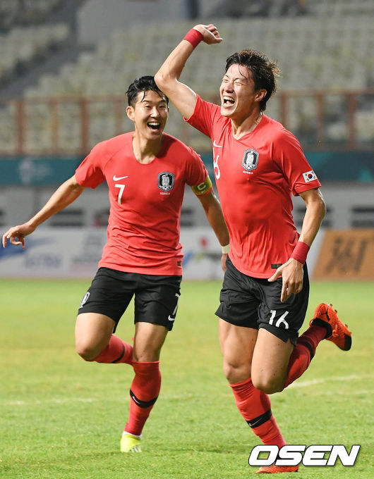 [한국-이란] &apos;황의조-이승우 골&apos; 김학범호, 2-0 승리...8강 우즈벡과 격돌