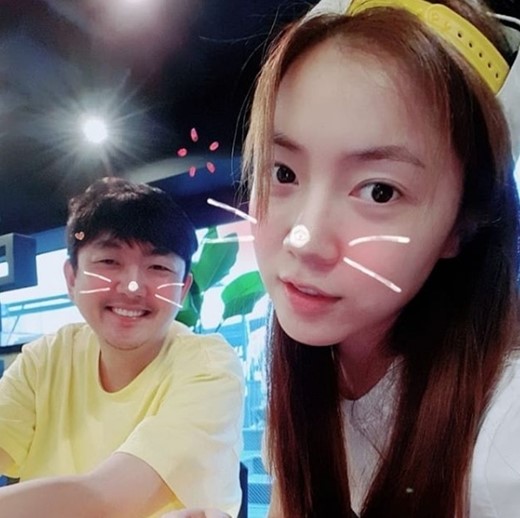 "류화영 그만 만날것, 잘못 살았다"…엘제이, 화영·효영 자매 SNS까지 폭로(종합)[Oh!쎈 이슈]
