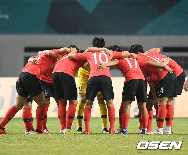 이란 넘은 김학범호, 기세 살려 &apos;우승 후보&apos; 우즈벡 만난다