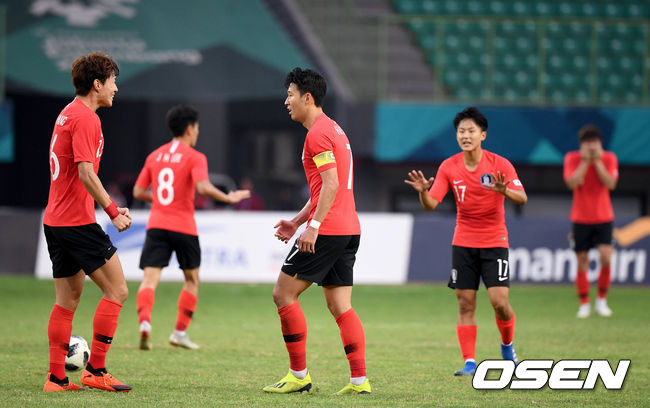 [한국-우즈벡] &apos;주장&apos; 손흥민, "잔소리 많이 하는데 노력해준 선수들 고맙다"