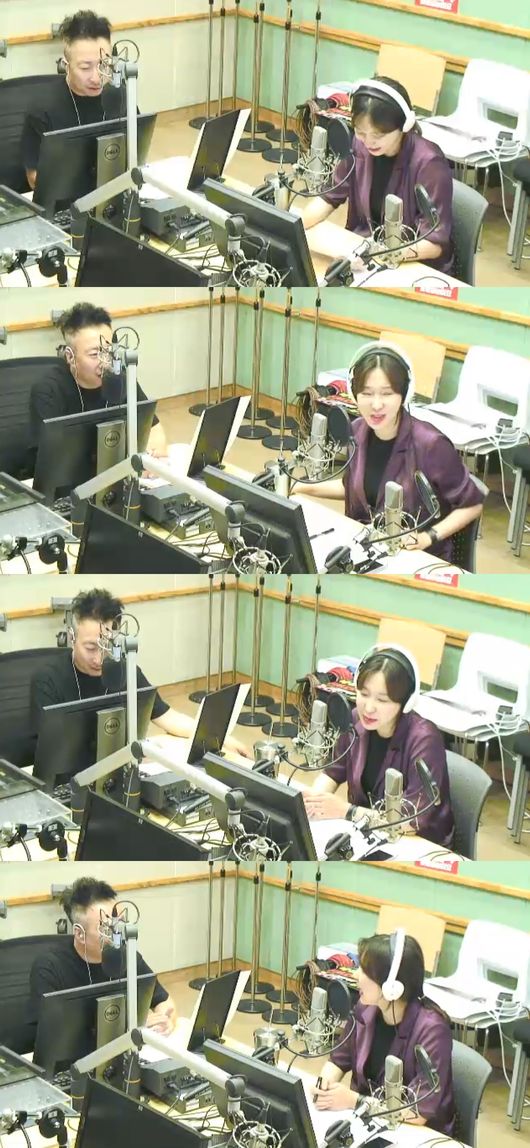 &apos;라디오쇼&apos; 박명수, 손가락 욕설 아내 한수민 언급없었다 [종합]