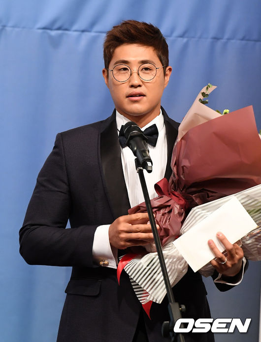 7일 오전 서울 청담동 리베라호텔에서 열린 2018 유디아글로벌 일구상시상식에서 LG 채은성이 의지노력상을 수상하며 소감을 말하고 있다. /jpnews@osen.co.kr