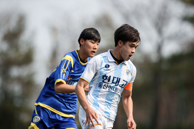 울산서부B축구장/ 2018 아디다스 K리그 주니어 B조/ 울산현대고등학교(울산 U-18) vs 아산무궁화축구단 U-18/ 현대고 박정인/ 사진 김재훈