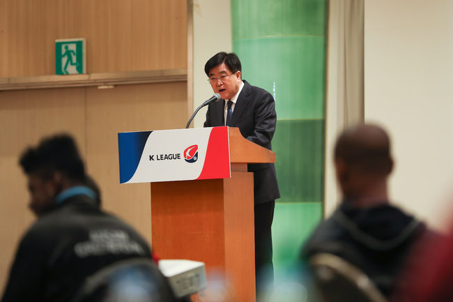 그랜드힐튼호텔/ 2019 K리그 아카데미-외국인선수과정/ 한국프로축구연맹 권오갑 총재/ 인사말/ 사진 곽동혁