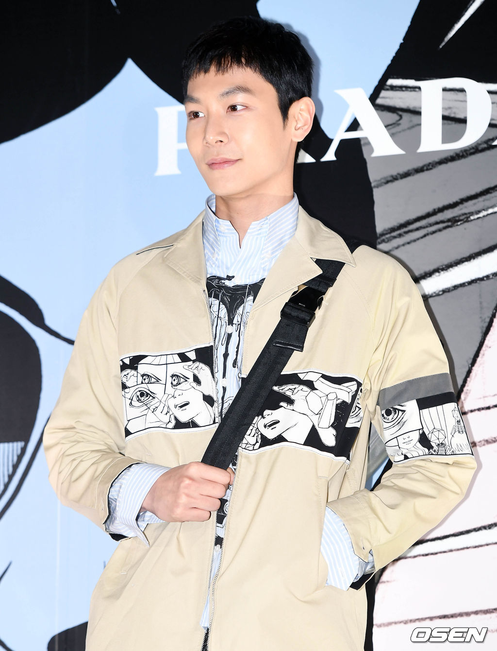 7일 오후 서울 강남구 압구정로에서 열린 한 이탈리아 명품 브랜드 포토월 행사에 모델 이철우가 참석하고 있다. / eastsea@osen.co.kr