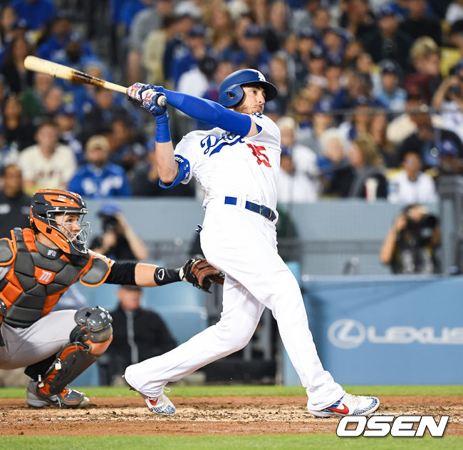 다저스 벨린저가 만루홈런을 날리고 있다. /LA(미국 캘리포니아주)=최규한 기자 dreamer@osen.co.kr