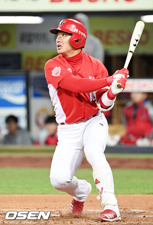 김주찬이 허리부상 재활을 마치고 이번 주 1군에 복귀한다./OSEN DB