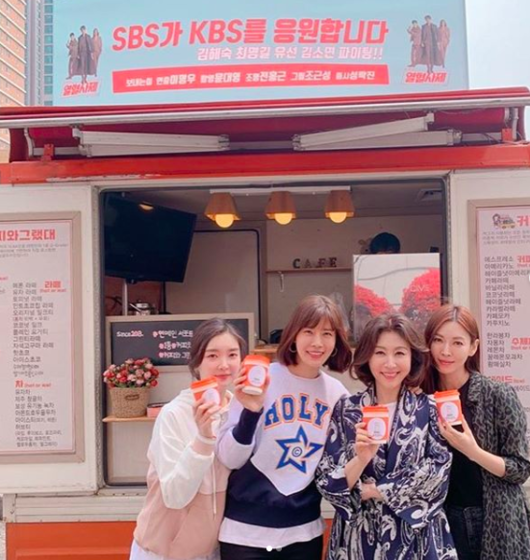 [사진] KBS 2TV '세상에서 제일 예쁜 내딸' 출연진 김하경, 유선, 최명길, 김소연(왼쪽부터)