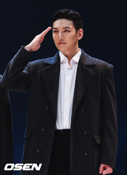 5일 오후 서울 논현동 광림아트센터 BBCH홀에서 진행된 뮤지컬 '신흥무관학교' 시연회에서 지창욱이 포즈를 취하고 있다. / soul1014@osen.co.kr