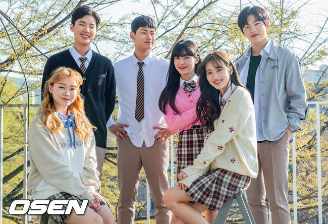 [사진=박준형 기자]에이틴2 김수현-김동희-류의현-강민아-이나은-최보민/ soul1014@osen.co.kr