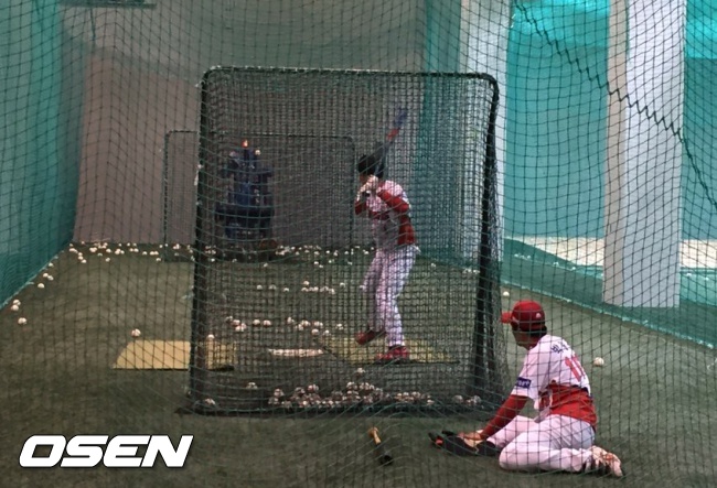 KIA 타이거즈 젊은 내야수 최원준이 타격 부진으로 1군 엔트리에서 빠졌다. 퓨처스리그에서 반등의 실마리를 찾을 것인지 주목된다. 