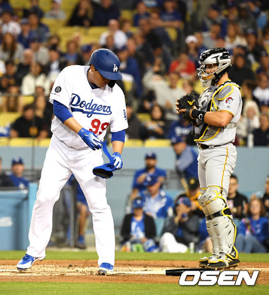 2회말 2사에서 다저스 류현진이 피츠버그 크리스 아처를 상대로 볼넷을 얻어내고 있다. /dreamer@osen.co.kr