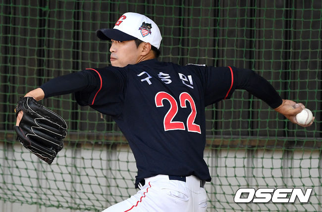 롯데 투수 구승민이 불펜 피칭을 하고 있다. /dreamer@osen.co.kr