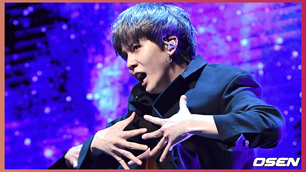 1일 오후 서울 용산구 블루스퀘어에서 가수 김동한의 세 번째 미니앨범 ‘D-HOURS AM 7:03’ 발매기념 쇼케이스가 열렸다.가수 김동한이 쇼케이스 무대를 갖고 있다. /sunday@osen.co.kr