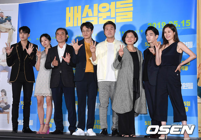 2일 오후 서울 용산구 CGV용산 아이파크몰에서 영화 '배심원들’ 언론배급시사회가 진행됐다. 배우들이 포토타임을 갖고 있다./ youngrae@osen.co.kr