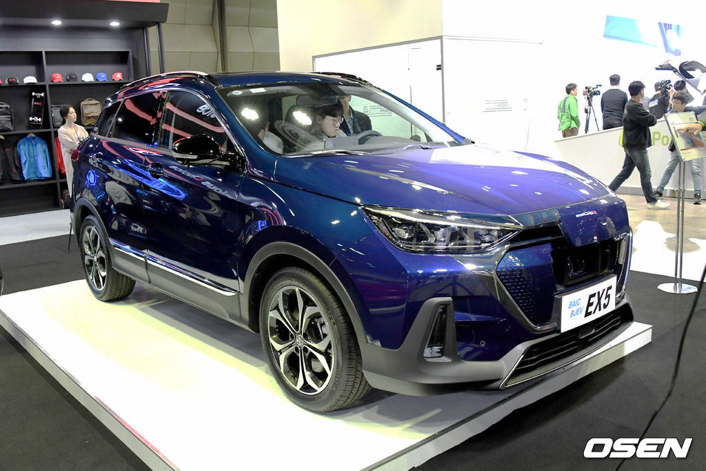 북경자동차의 전기 중형 SUV ‘EX5’.