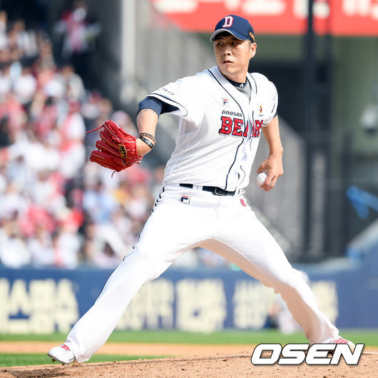 6회초 두산 권혁이 역투하고 있다. / eastsea@osen.co.kr