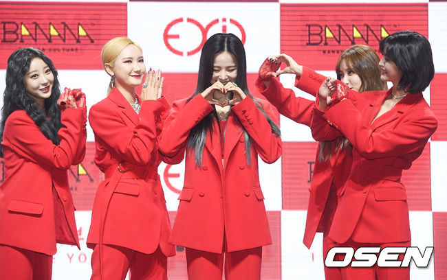 21일 오후 서울 한남동 블루스퀘어 아이마켓홀에서 진행된 걸그룹 EXID의 앨범 ‘알러뷰(I Love You) 발매 기념 쇼케이스에서 EXID가 포즈를 취하고 있다./ soul1014@osen.co.kr