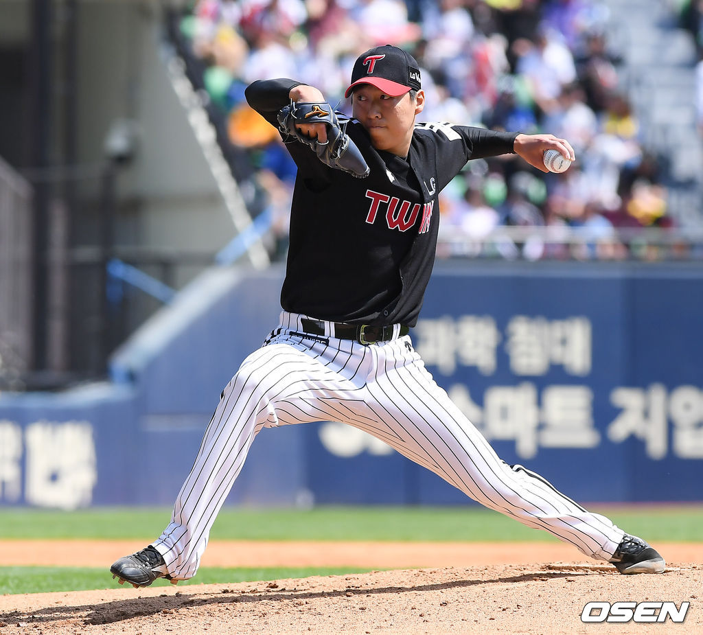 1회말 LG 선발투수 차우찬이 역투하고 있다./ soul1014@osen.co.kr