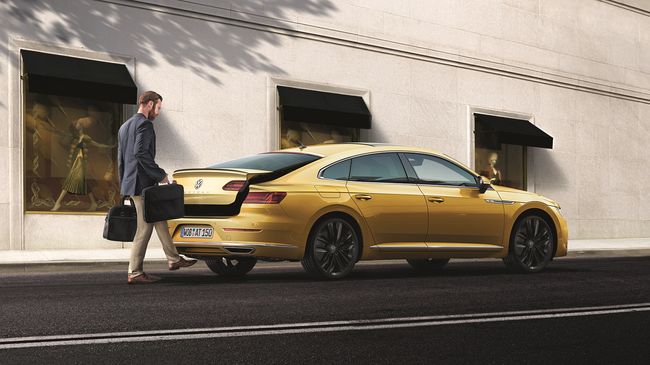 폭스바겐 2019년형 아테온.