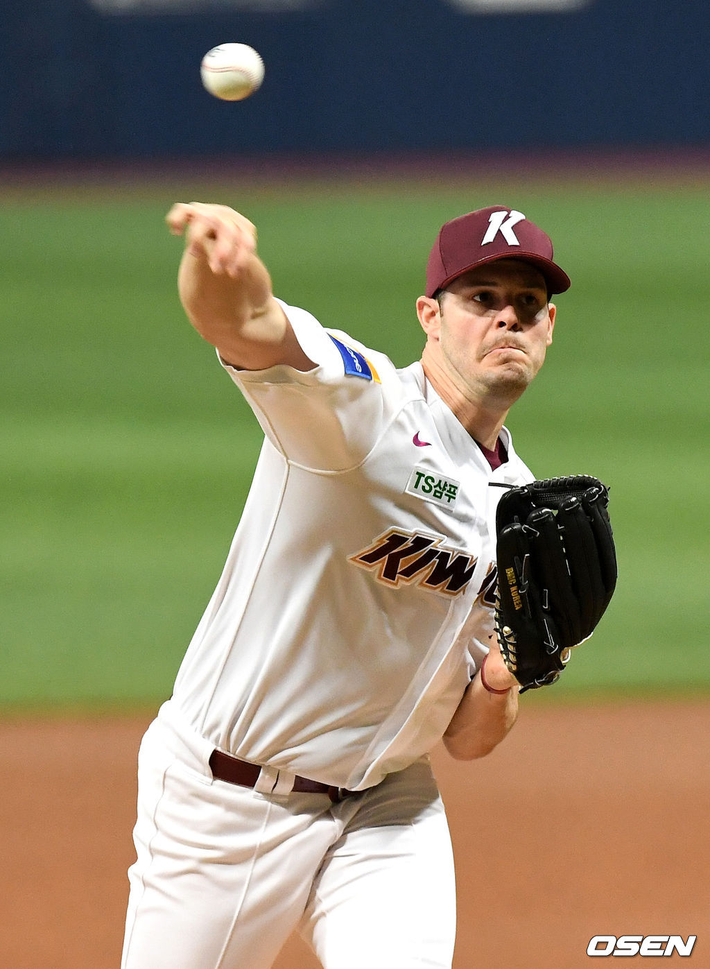 넥센 선발 브리검이 힘차게 공을 뿌리고 있다. /dreamer@osen.co.kr