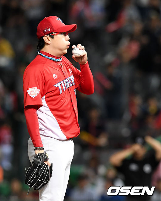 KIA 타이거즈 양현종이 14일 KT 위즈와의 광주경기에 선발등판해 시즌 2승에 도전한다. /OSEN DB