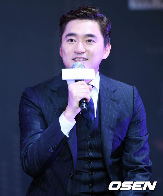 17일 오후 서울 밀레니엄 서울 힐튼 그랜드볼룸에서 뮤지컬 '브로드웨이 42번가' 프레스콜이 열렸다.  배우 김석훈이 인사말을 전하고 있다. / eastsea@osen.co.kr