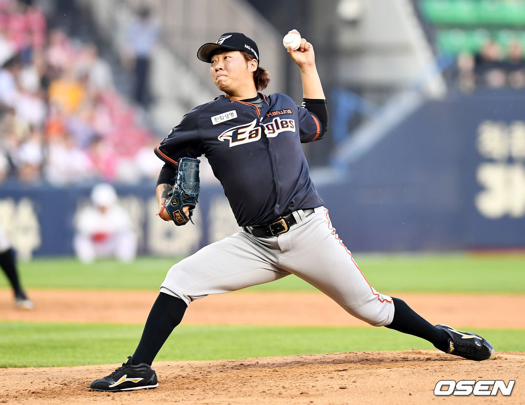 3회말 한화 선발투수 김범수가 역투하고 있다. /pjmpp@osen.co.kr