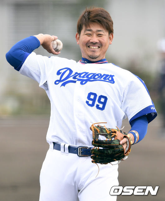 지난 2월 일본 오키나와 차탄 구장에서 수비 훈련을 하고 있는 마쓰자카 다이스케. /dreamer@osen.co.kr