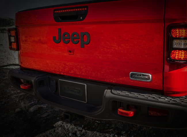 올 뉴 지프 글래디에이터 론치 에디션.