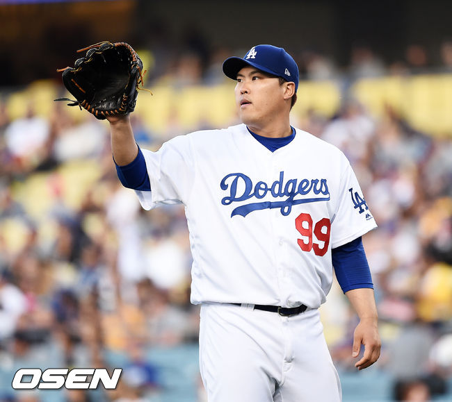 류현진이 마운드에 올라 경기를 준비하고 있다./ soul1014@osen.co.kr