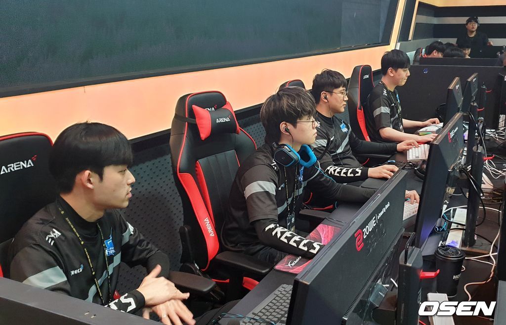 아프리카 페이탈.