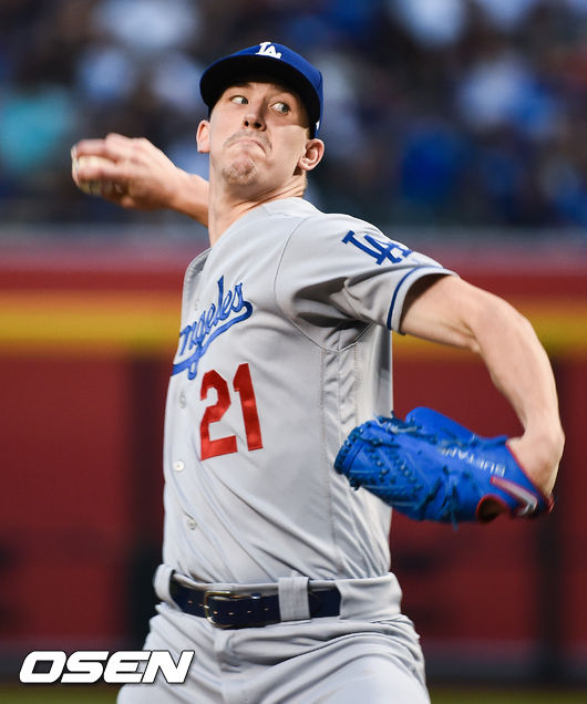 3회말 다저스 선발투수 뷸러가 역투하고 있다. / soul1014@osen.co.kr