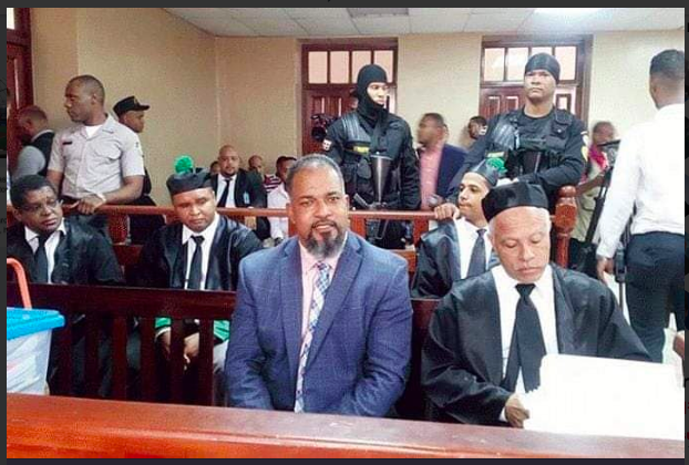 [사진] 법정에 선 라울 몬데시. 