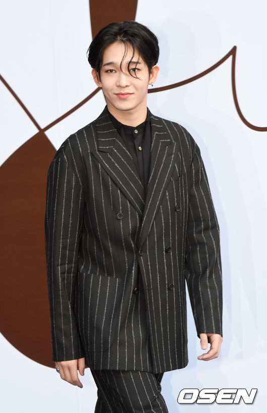 가수 남태현이 22일 오후 서울 동대문디자인플라자(DDP)에서 열린 ‘2019 F/W 서울패션위크’ 송지오 쇼에 참석해 포토타임을 하고 있다. /dreamer@osen.co.kr