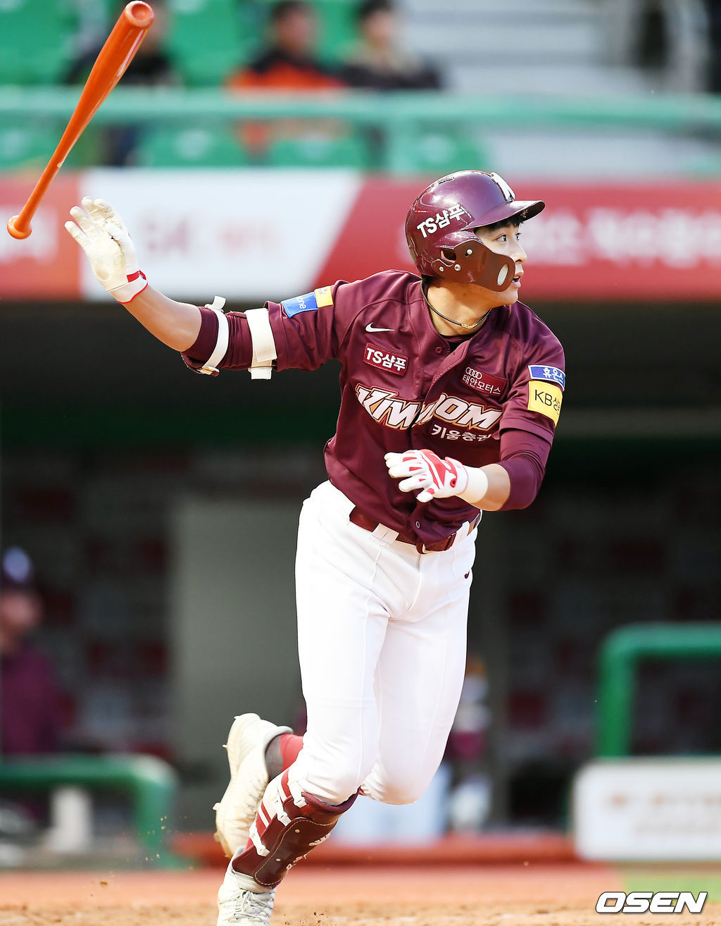 3회초 무사 1루 키움 이정후가 안타를 날리고 있다. /pjmpp@osen.co.kr