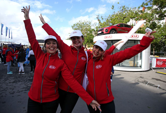 '2019 FIFA 프랑스 여자월드컵’ 파리 경기장에 설치된 기아차 부스.