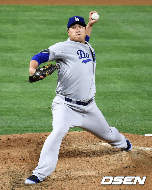 LA 다저스 선발 류현진이 마운드 위에서 힘차게 공을 뿌리고 있다. / soul1014@osen.co.kr