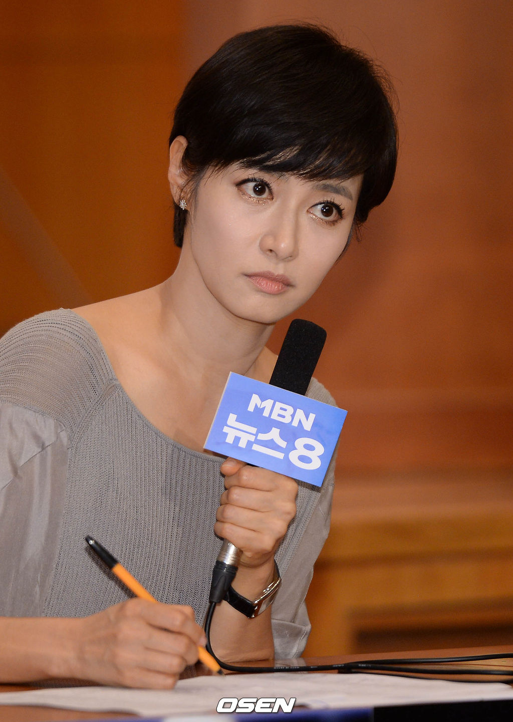 새로 개편된 ‘뉴스8’ MBN 김주하 앵커 복귀 첫 방송은 오는 20일 오후 7시 40분 방송된다. / baik@osen.co.kr