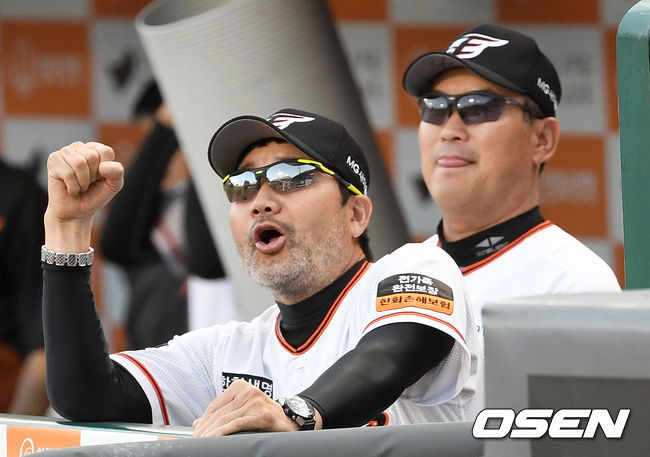 한용덕 감독과 장종훈 수석코치. /dreamer@osen.co.kr