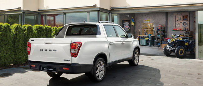 렉스턴 스포츠 칸.