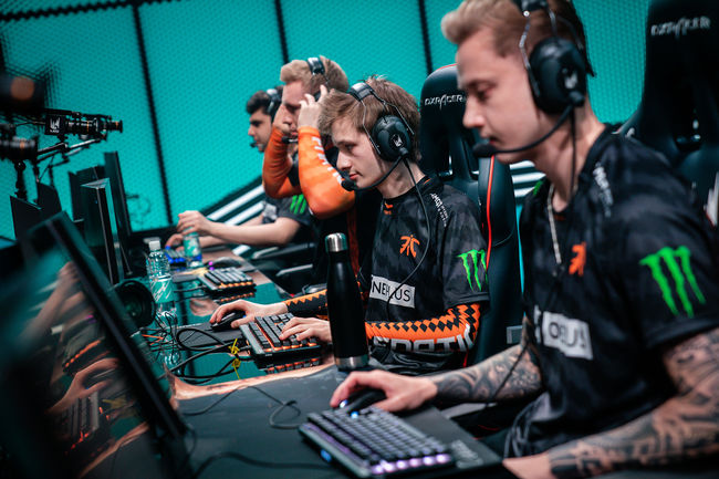 라이엇 게임즈 플리커.