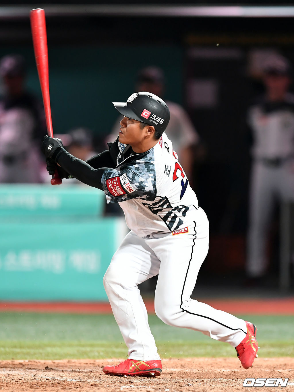 8회말 1사 2,3루 kt 조용호가 적시타를 날리고 있다. /pjmpp@osen.co.kr