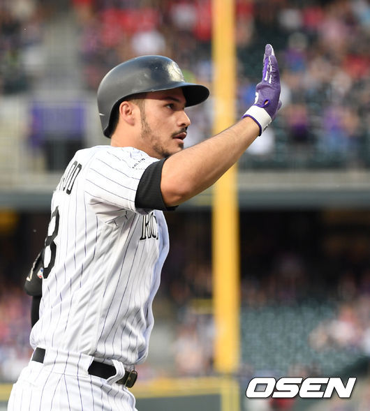 2회말 류현진이 힘차게 공을 뿌리고 있다./ eastsea@osen.co.kr