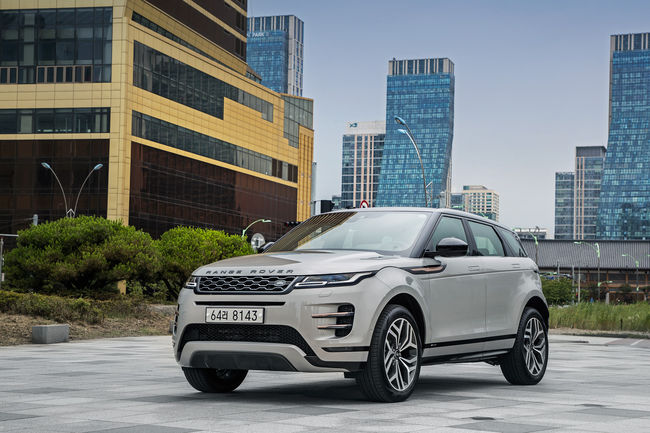 2세대 올 뉴 레인지로버 이보크.