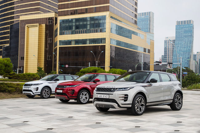 2세대 올 뉴 레인지로버 이보크.