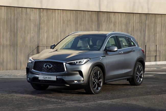 인피니티 QX50.