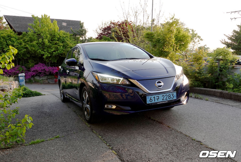 닛산 리프.
